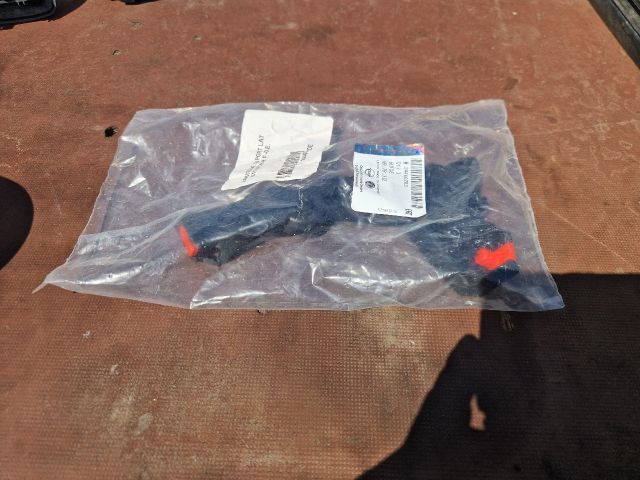 bontott OPEL ASTRA H Bal első Lökhárító Tartó (Műanyag)