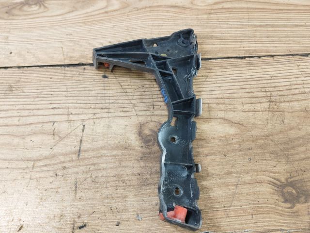 bontott OPEL ASTRA H Bal első Oldal Lökhárító Tartó (Műanyag)