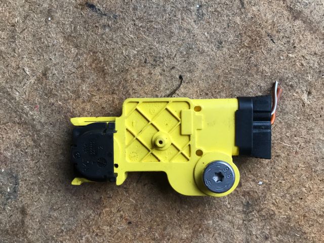 bontott OPEL ASTRA H Bal első Oldal Ütközés Érzékelő