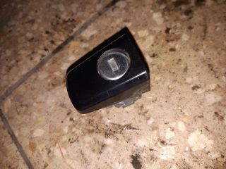 bontott OPEL ASTRA H Bal első Zárbetét