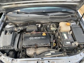 bontott OPEL ASTRA H Bal Fényszóró