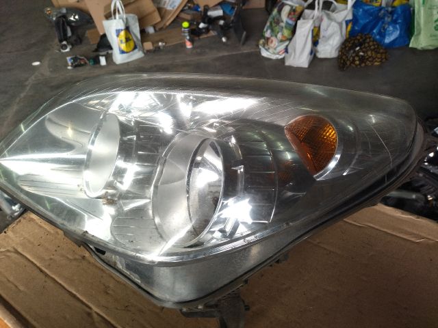 bontott OPEL ASTRA H Bal Fényszóró