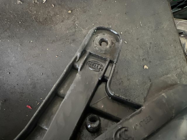 bontott OPEL ASTRA H Bal Fényszóró