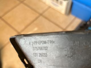 bontott OPEL ASTRA H Bal Fényszórómosó Fedél