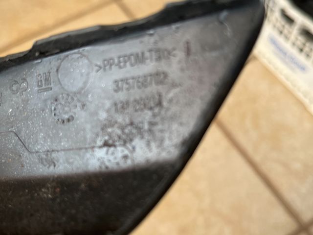 bontott OPEL ASTRA H Bal Fényszórómosó Fedél