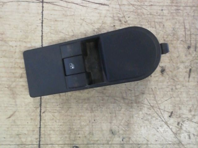 bontott OPEL ASTRA H Bal hátsó Ablakemelő Kapcsoló