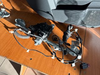 bontott OPEL ASTRA H Bal hátsó Ablakemelő Szerkezet (Elektromos)