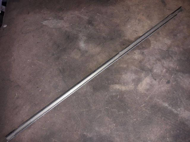 bontott OPEL ASTRA H Bal hátsó Ajtó Díszléc