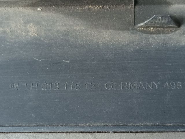 bontott OPEL ASTRA H Bal hátsó Ajtó Díszléc