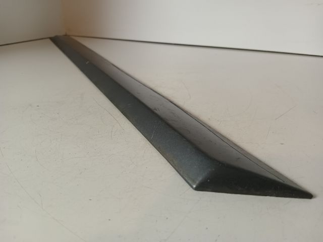 bontott OPEL ASTRA H Bal hátsó Ajtó Díszléc