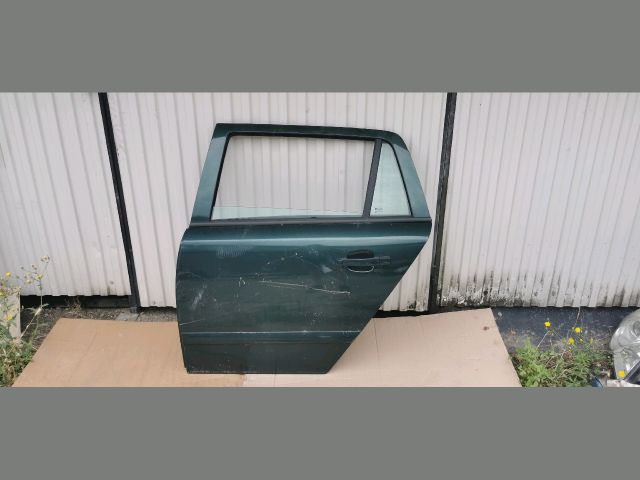 bontott OPEL ASTRA H Bal hátsó Ajtó (Részeivel)