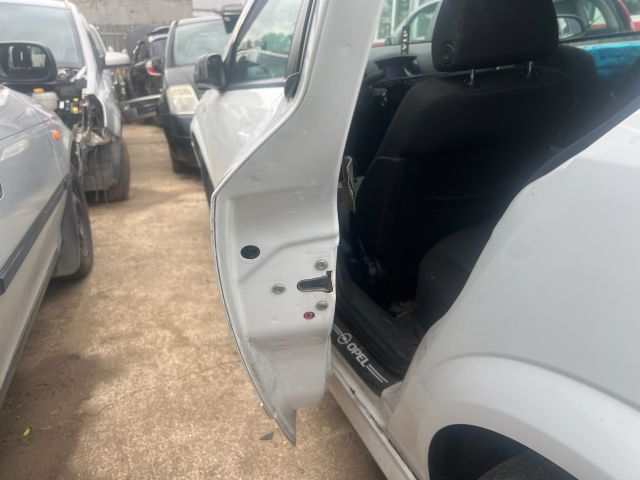 bontott OPEL ASTRA H Bal hátsó Ajtó (Üres lemez)