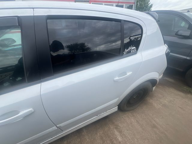 bontott OPEL ASTRA H Bal hátsó Ajtó (Üres lemez)