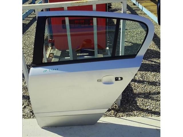 bontott OPEL ASTRA H Bal hátsó Ajtó (Üres lemez)