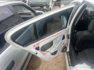 bontott OPEL ASTRA H Bal hátsó Ajtó (Üres lemez)