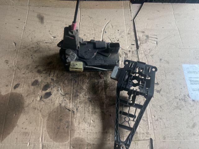 bontott OPEL ASTRA H Bal hátsó Ajtózár