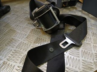 bontott OPEL ASTRA H Bal hátsó Biztonsági Öv