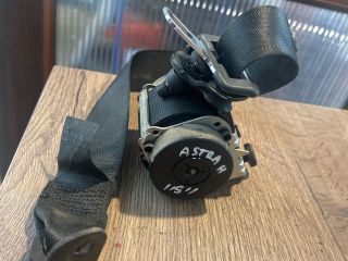 bontott OPEL ASTRA H Bal hátsó Biztonsági Öv