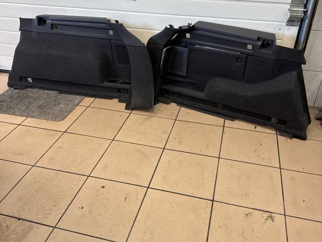 bontott OPEL ASTRA H Bal hátsó Csomagtér Burkolat (Műanyag)