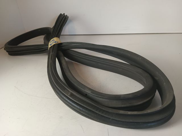 bontott OPEL ASTRA H Bal hátsó Gumikéder