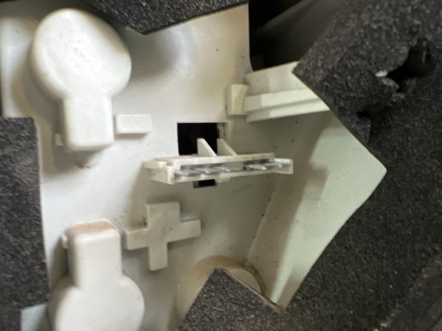 bontott OPEL ASTRA H Bal Hátsó Lámpa