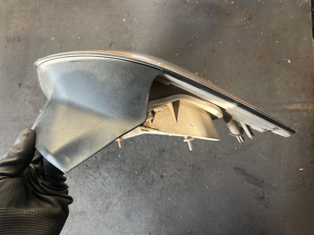 bontott OPEL ASTRA H Bal Hátsó Lámpa