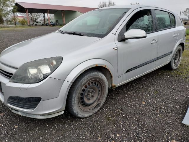 bontott OPEL ASTRA H Bal Hátsó Lámpa