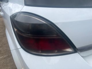 bontott OPEL ASTRA H Bal Hátsó Lámpa
