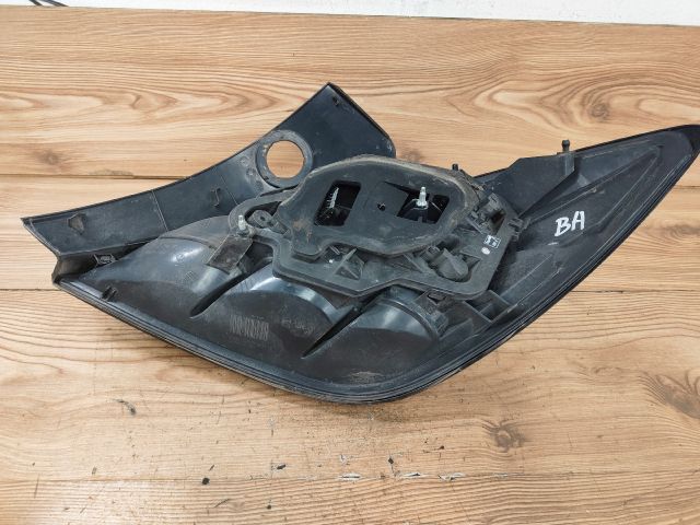 bontott OPEL ASTRA H Bal Hátsó Lámpa