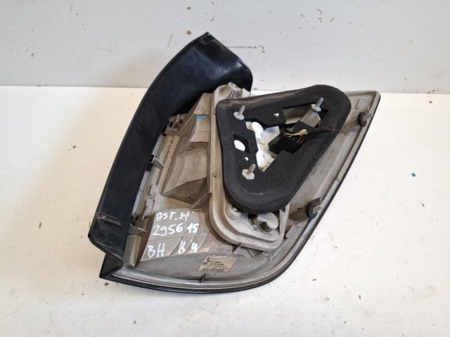 bontott OPEL ASTRA H Bal Hátsó Lámpa