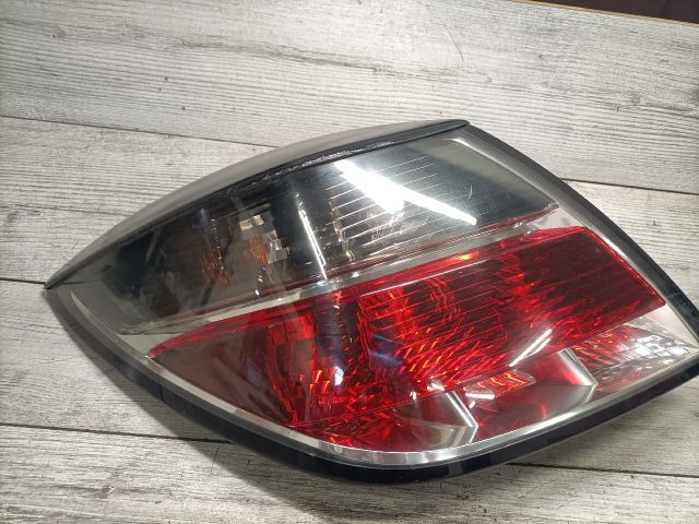 bontott OPEL ASTRA H Bal Hátsó Lámpa