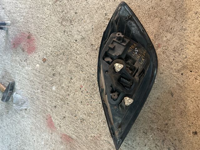 bontott OPEL ASTRA H Bal Hátsó Lámpa
