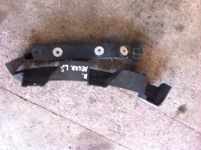 bontott OPEL ASTRA H Bal hátsó Lökhárító Tartó (Műanyag)