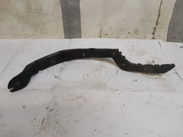 bontott OPEL ASTRA H Bal hátsó Oldal Lökhárító Tartó (Műanyag)