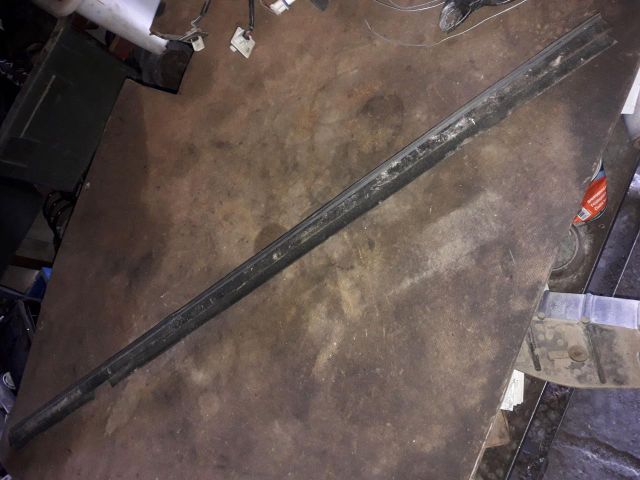 bontott OPEL ASTRA H Bal hátsó Vízlehúzó Gumicsík