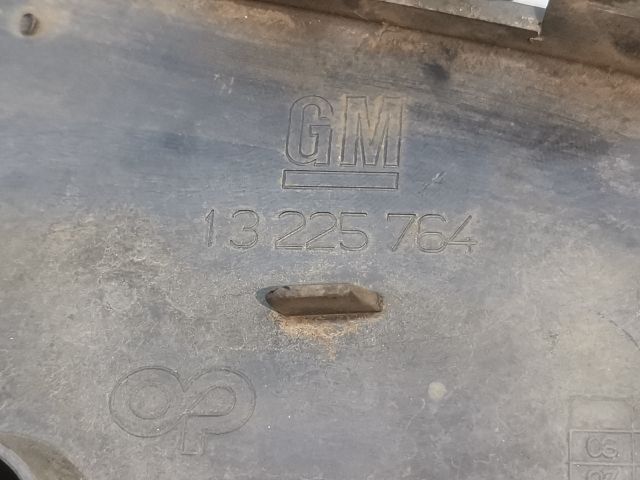 bontott OPEL ASTRA H Bal Ködfényszóró Lámpakeret