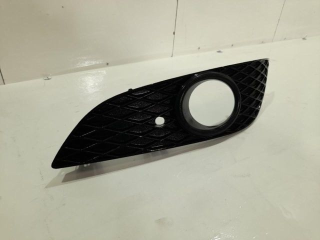 bontott OPEL ASTRA H Bal Ködzárófény Keret
