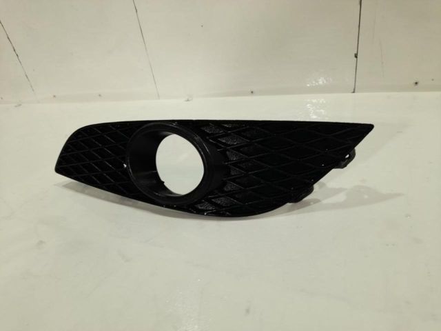 bontott OPEL ASTRA H Bal Ködzárófény Keret