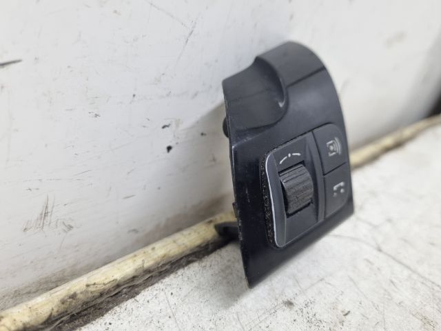 bontott OPEL ASTRA H Bal Multikormány Kapcsoló