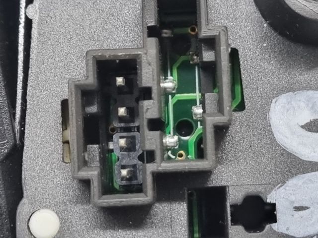 bontott OPEL ASTRA H Bal Multikormány Kapcsoló