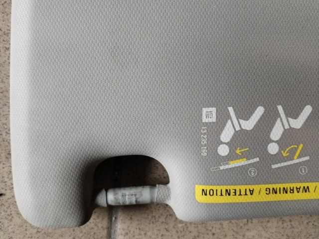 bontott OPEL ASTRA H Bal Napellenző