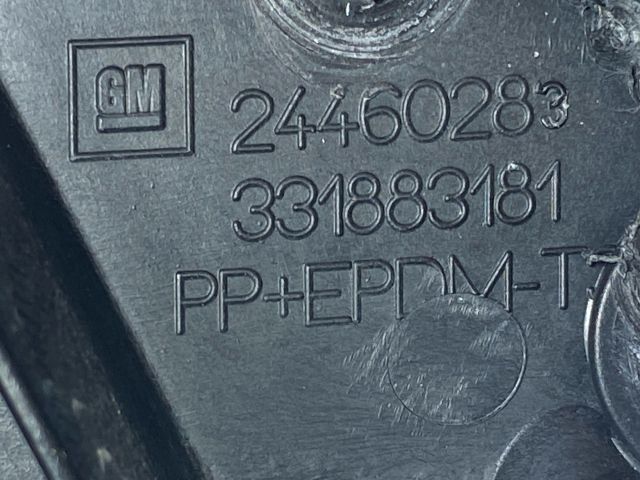 bontott OPEL ASTRA H Bal Sárvédő Oldaltartó