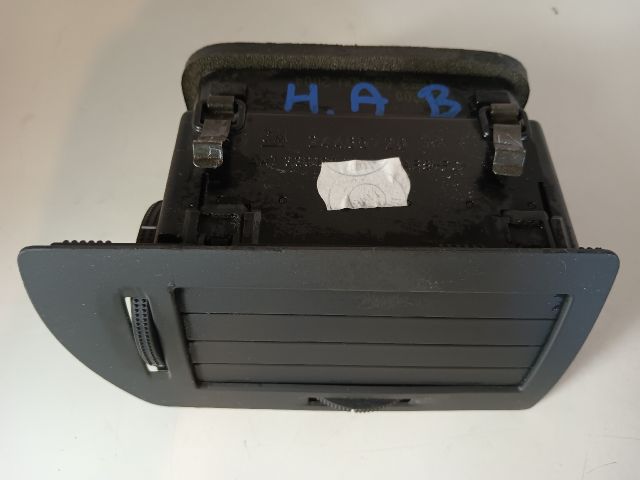 bontott OPEL ASTRA H Bal Szellőző