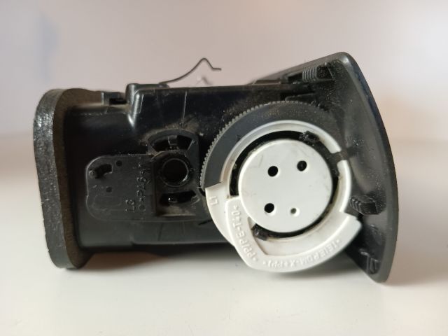 bontott OPEL ASTRA H Bal Szellőző