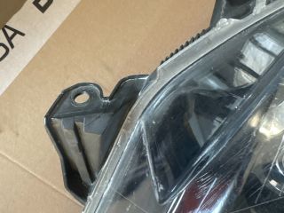 bontott OPEL ASTRA H Bal Xenon Fényszóró