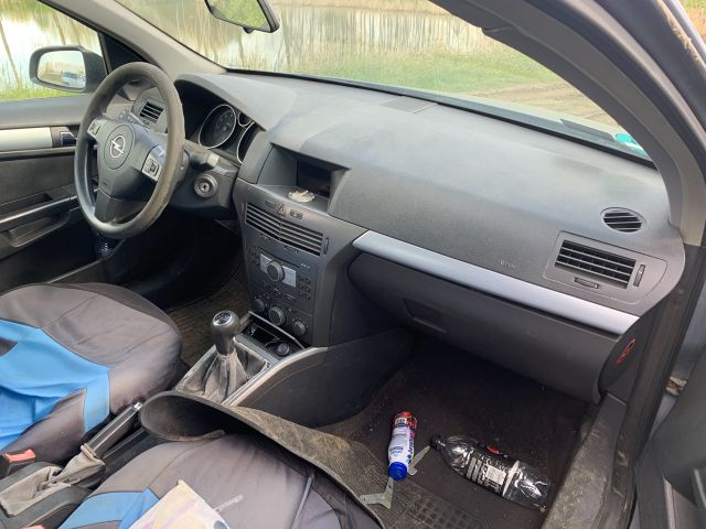 bontott OPEL ASTRA H Beltér Világítás Első