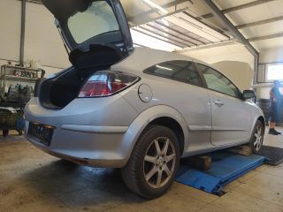 bontott OPEL ASTRA H Beltér Világítás Első