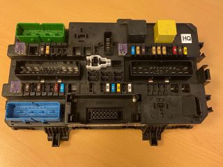 bontott OPEL ASTRA H Biztosítéktábla Csomagtér