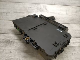 bontott OPEL ASTRA H Biztosítéktábla Csomagtér