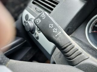 bontott OPEL ASTRA H Biztosítéktábla Csomagtér